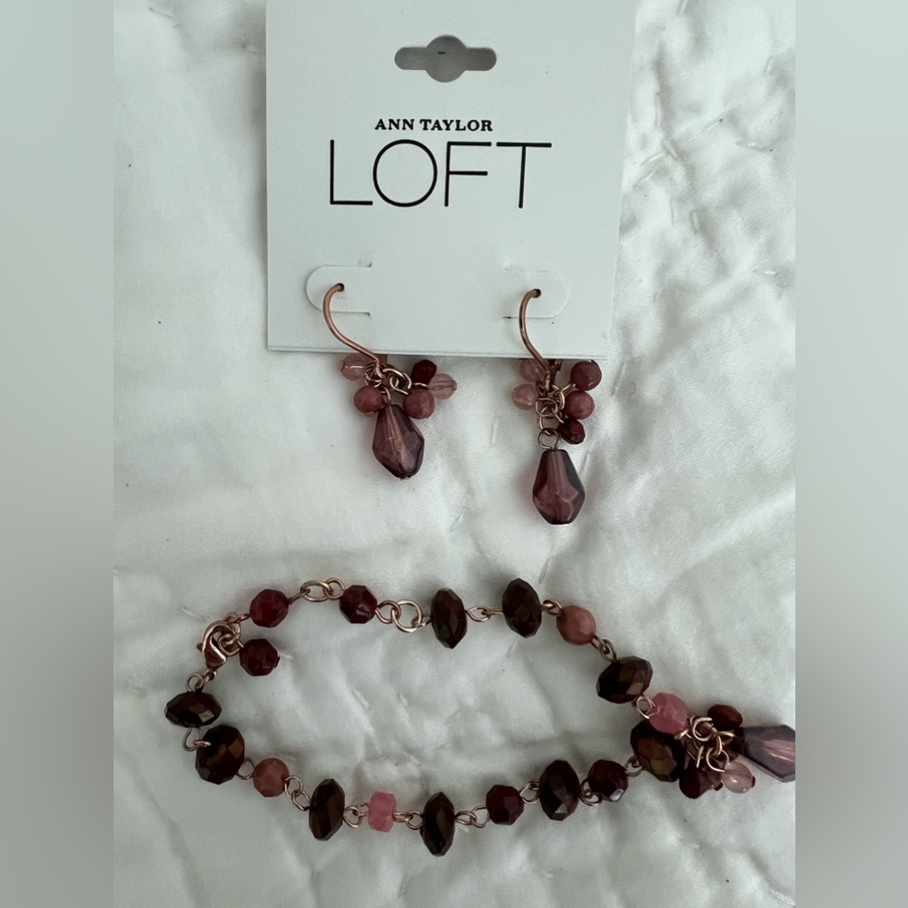 ANN TAYLOR LOFT bracelet & earrings set.Feminine and delicate.Distinctive chic.